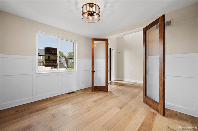 50999 Mistwood Drive, Macomb, MI 48042