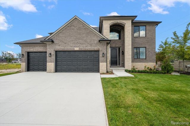 50999 Mistwood Drive, Macomb, MI 48042