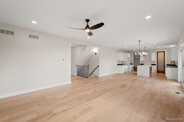 50999 Mistwood Drive, Macomb, MI 48042