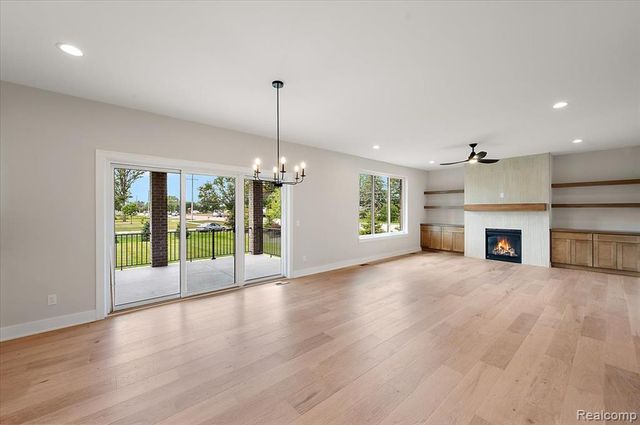 50999 Mistwood Drive, Macomb, MI 48042