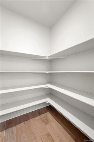 50999 Mistwood Drive, Macomb, MI 48042