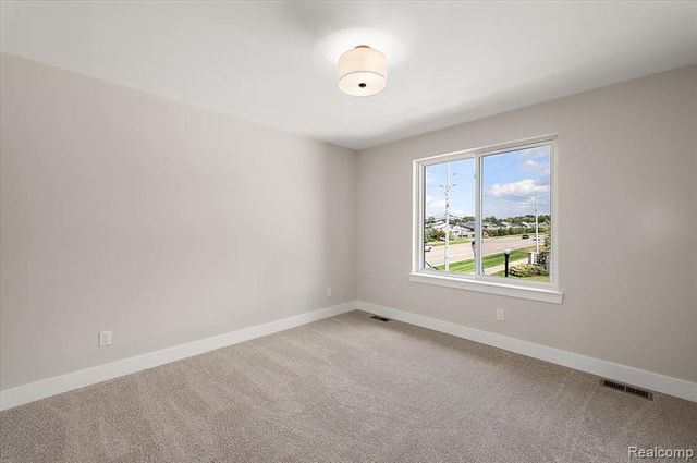 50999 Mistwood Drive, Macomb, MI 48042