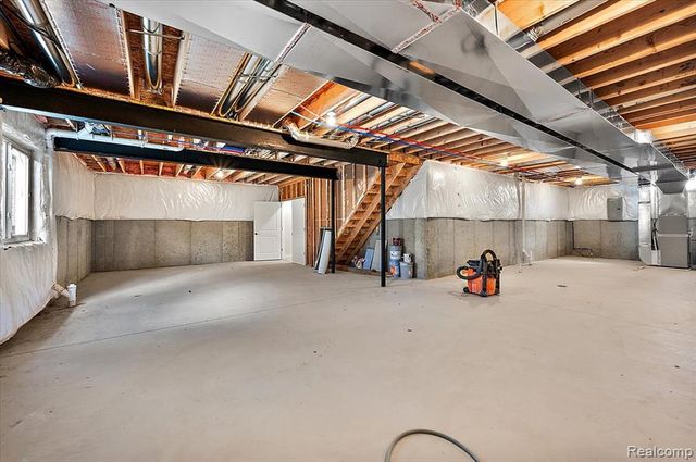 50999 Mistwood Drive, Macomb, MI 48042