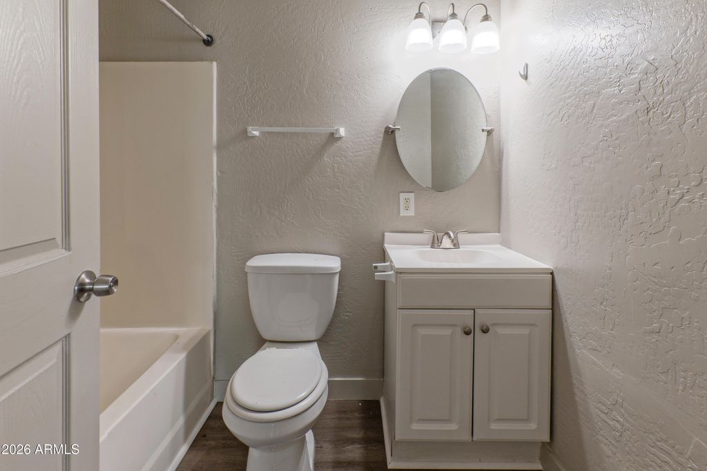 Image 15 of property listing at 1421 E FILLMORE Street, Phoenix, AZ 85006