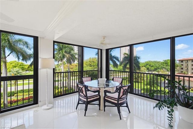 6000 Pelican Bay BLVD N C203, Naples, FL 34108