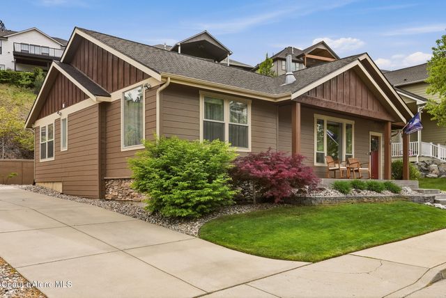 611 W Willapa Ave, Spokane, WA 99224
