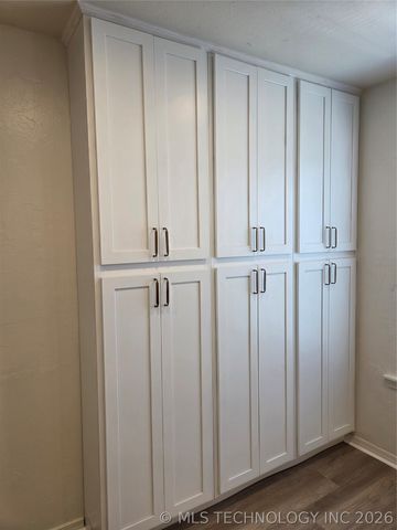 11612 S 100th East Avenue, Bixby, OK 74008