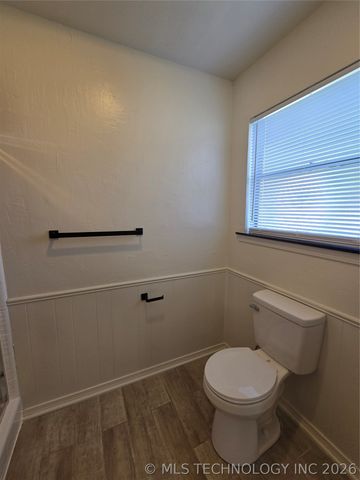 11612 S 100th East Avenue, Bixby, OK 74008