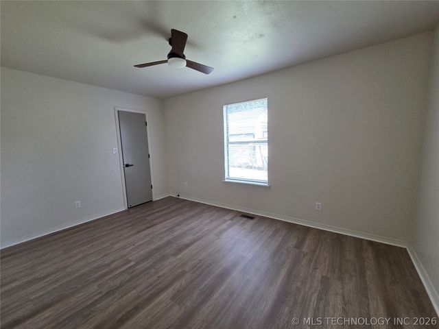 11612 S 100th East Avenue, Bixby, OK 74008