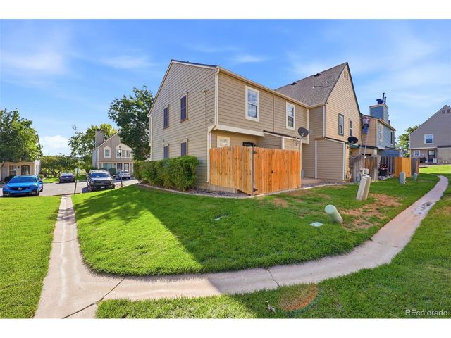 1661 S Idalia Cir A, Aurora, CO 80017