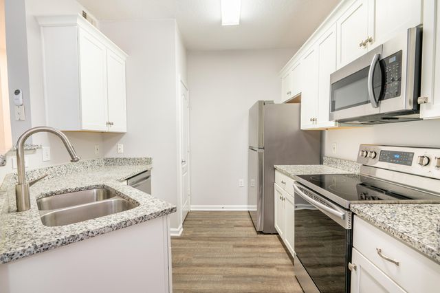 1300 Park West Boulevard Unit 503, Mount Pleasant, SC 29466