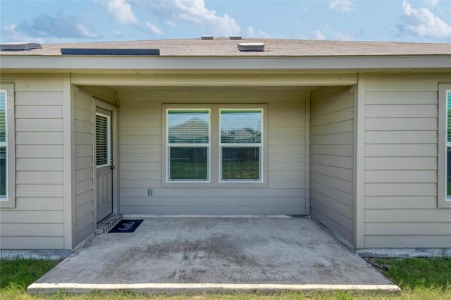 421 Bluejack WAY, Hutto, TX 78634