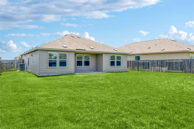 421 Bluejack WAY, Hutto, TX 78634