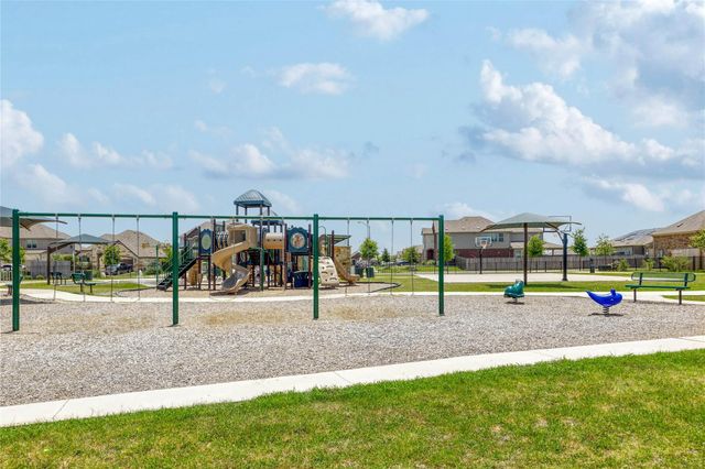 421 Bluejack WAY, Hutto, TX 78634