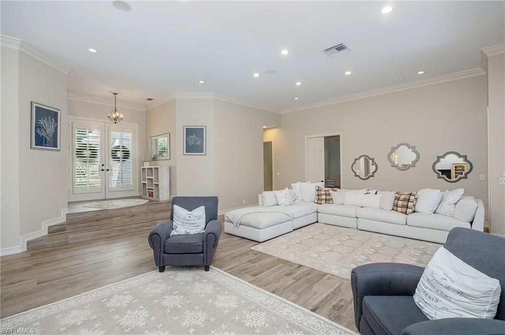 8137 Ronda CT, NAPLES, FL 34109 — photo 2
