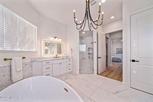 4140 N Pontatoc Road, Tucson, AZ 85718