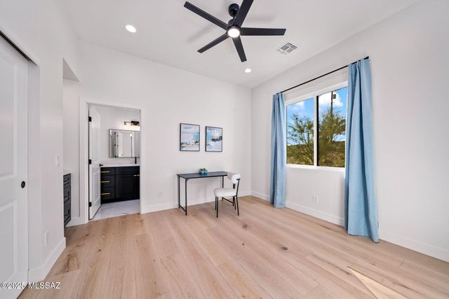 4140 N Pontatoc Road, Tucson, AZ 85718