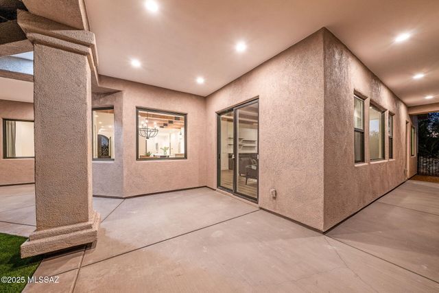 4140 N Pontatoc Road, Tucson, AZ 85718