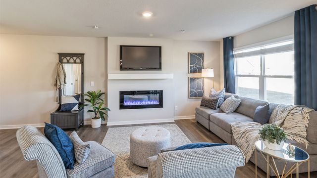 9415 Lovegrass Drive SW, Cedar Rapids, IA 52404