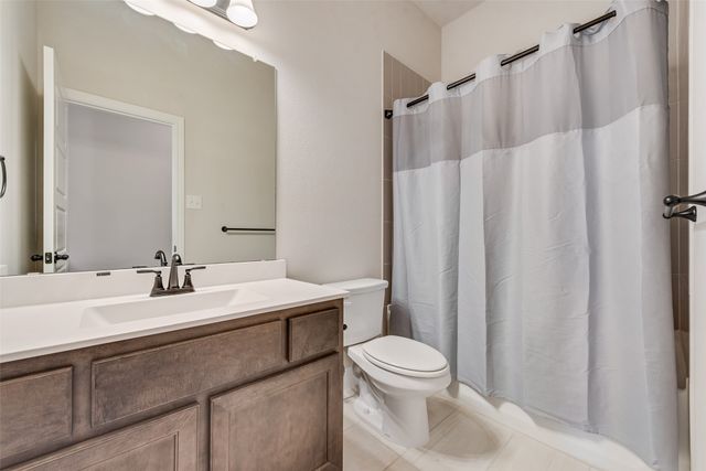 12725 Caliber Drive, Godley, TX 76044