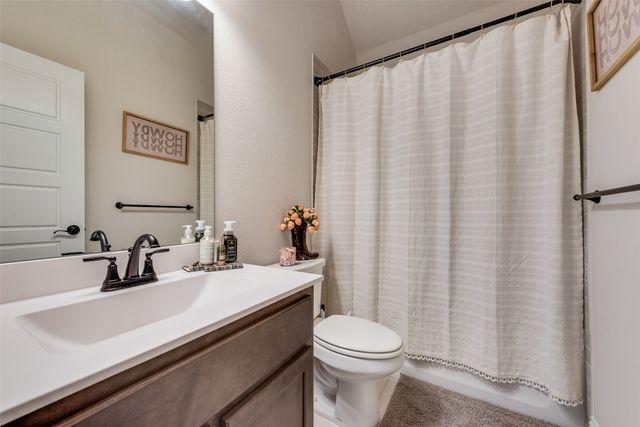 12725 Caliber Drive, Godley, TX 76044