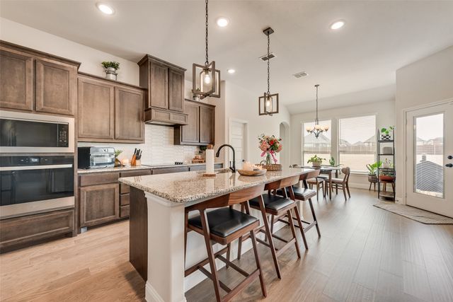 12725 Caliber Drive, Godley, TX 76044