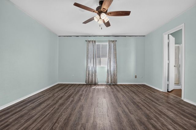 125 Jade Lake CV, Kyle, TX 78640