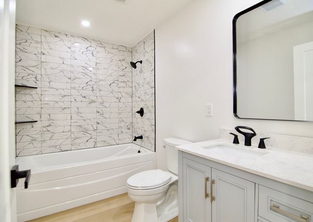 3 Mohawk St, Wilbraham, MA 01095