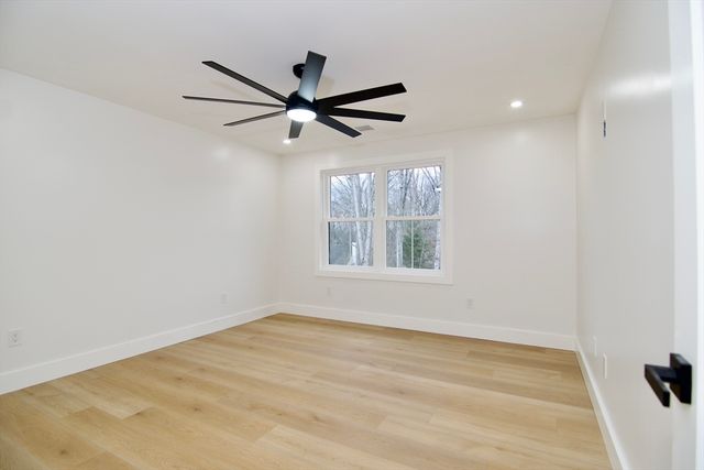 3 Mohawk St, Wilbraham, MA 01095