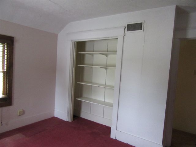 9567 Maplewood Avenue, Bridgman, MI 49106