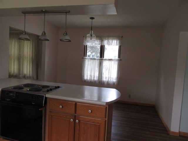 9567 Maplewood Avenue, Bridgman, MI 49106