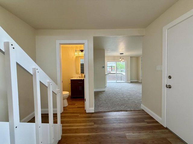 1224 W Baldwin COURT, Mequon, WI 53092