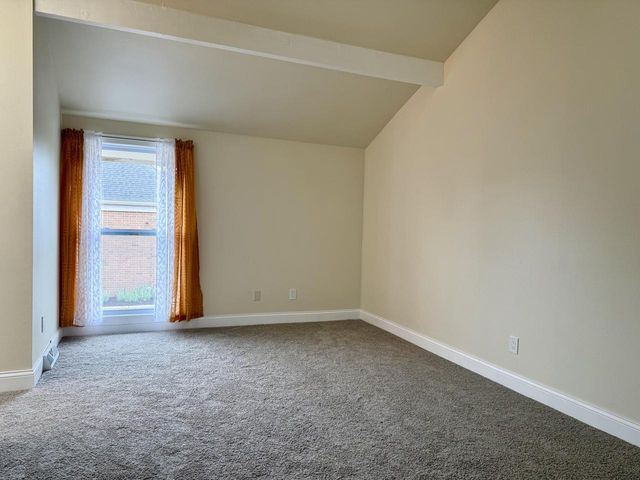 1224 W Baldwin COURT, Mequon, WI 53092