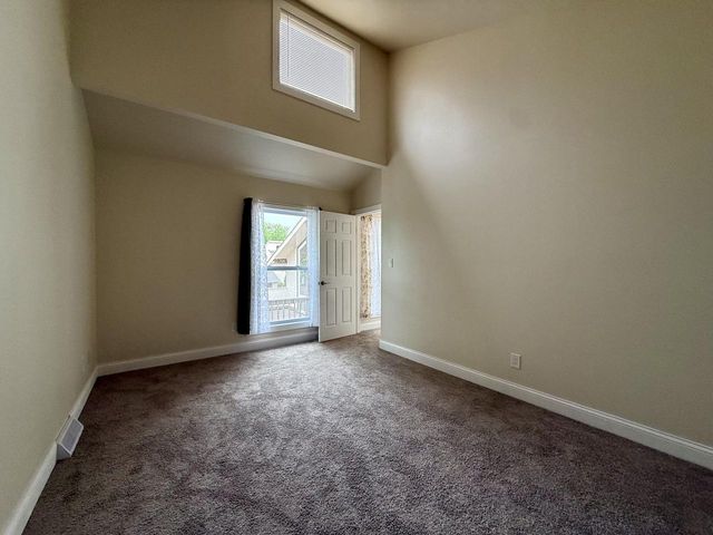 1224 W Baldwin COURT, Mequon, WI 53092