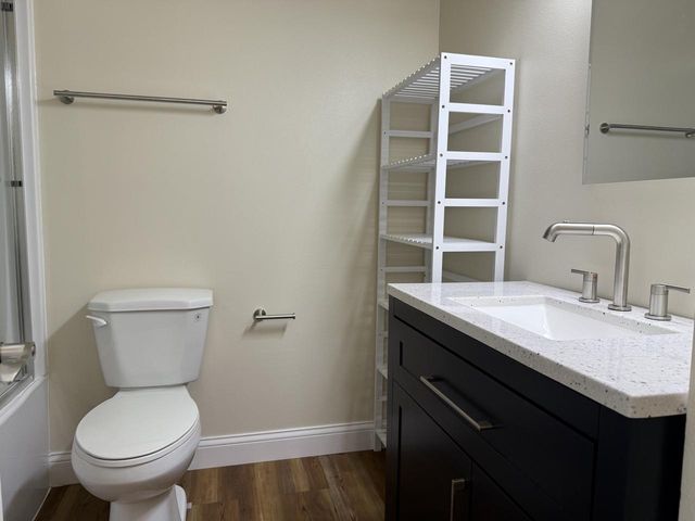 1224 W Baldwin COURT, Mequon, WI 53092