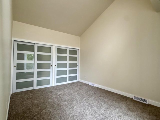 1224 W Baldwin COURT, Mequon, WI 53092