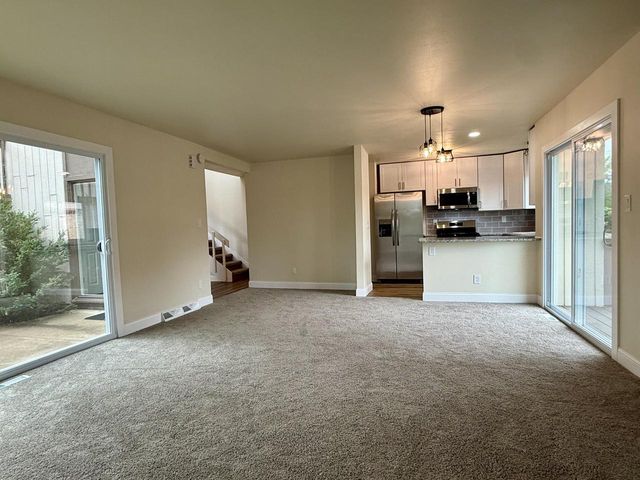 1224 W Baldwin COURT, Mequon, WI 53092