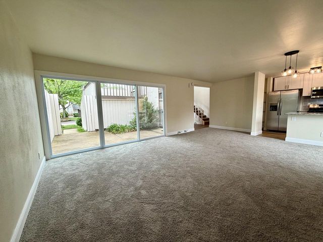 1224 W Baldwin COURT, Mequon, WI 53092