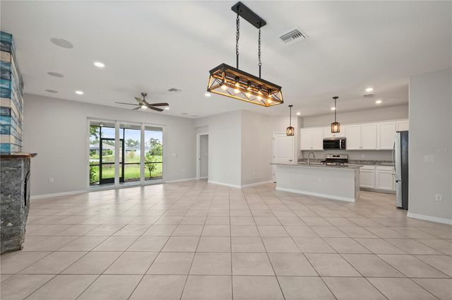 43572 TREADWAY DRIVE, Punta Gorda, FL 33982