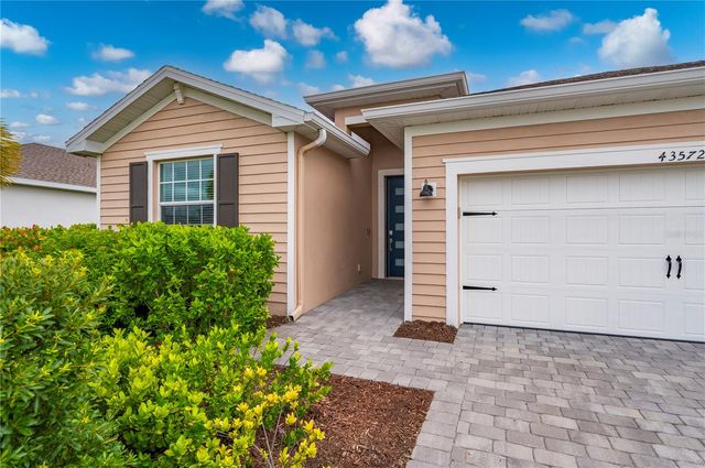 43572 TREADWAY DRIVE, Punta Gorda, FL 33982