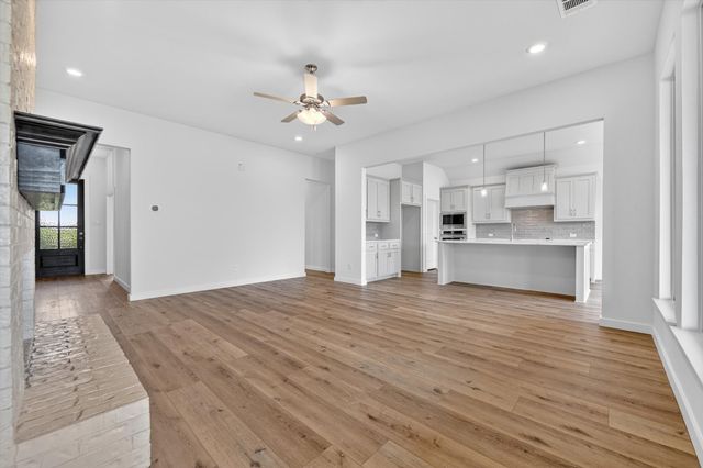 416 Mcalpine Drive, Springtown, TX 76082