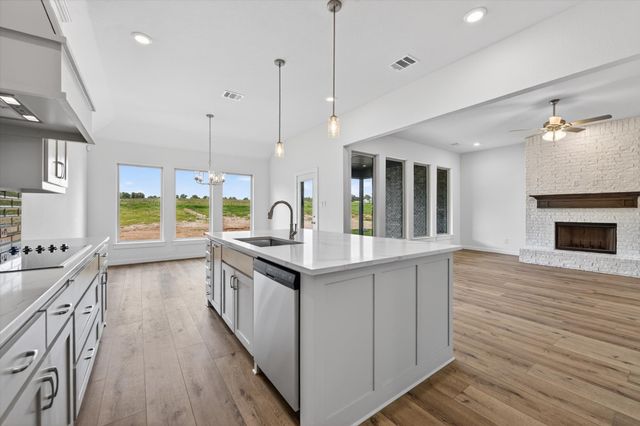 416 Mcalpine Drive, Springtown, TX 76082