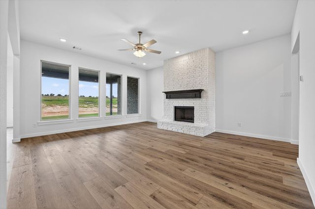 416 Mcalpine Drive, Springtown, TX 76082