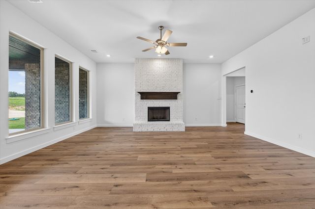 416 Mcalpine Drive, Springtown, TX 76082