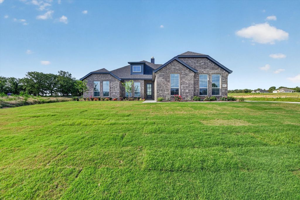 416 Mcalpine Drive, Springtown, TX 76082