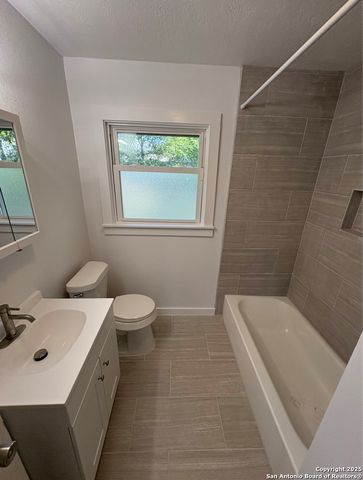 355 Cresham, San Antonio, TX 78218