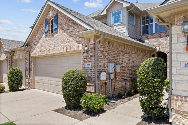 1861 Sandpiper Lane, Carrollton, TX 75007