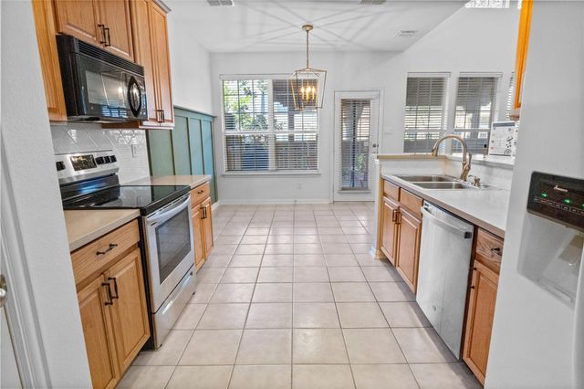 1861 Sandpiper Lane, Carrollton, TX 75007