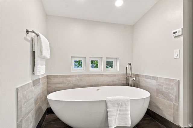 1143 S DOUGLAS ST, Salt Lake City, UT 84105