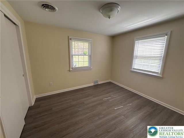 3676 Lower Saucon Road, Hellertown Boro, PA 18055